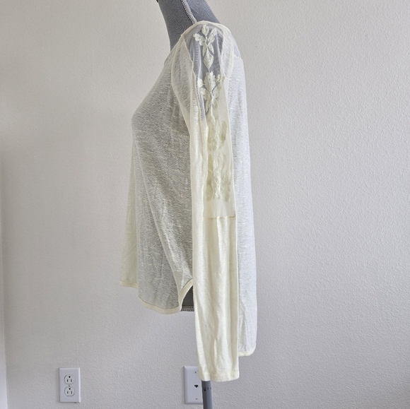 Free People Romantics Pretty Pretty Lace Long Sleeve Top Bloussize size XS - Picture 4 of 16
